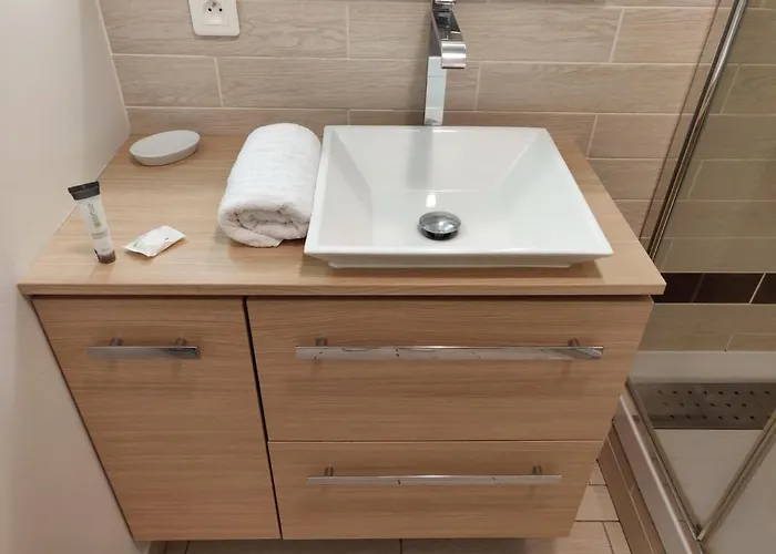 Appart'Homecity - Rouen Lessard Apartment *